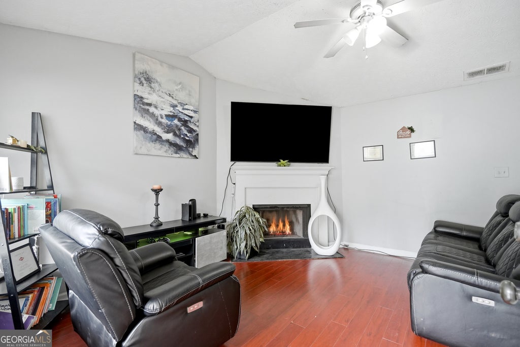 Photo of 102 TURNING Pt, Stockbridge, GA 30281 (MLS # 10787242)