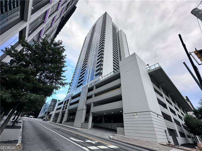 1280 W Peachtree ST NW 1202