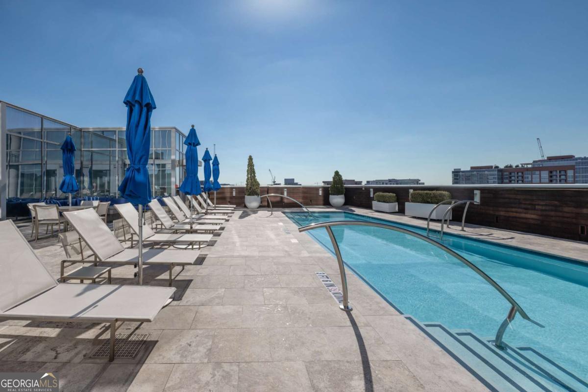 1065 Midtown Loews - Residential