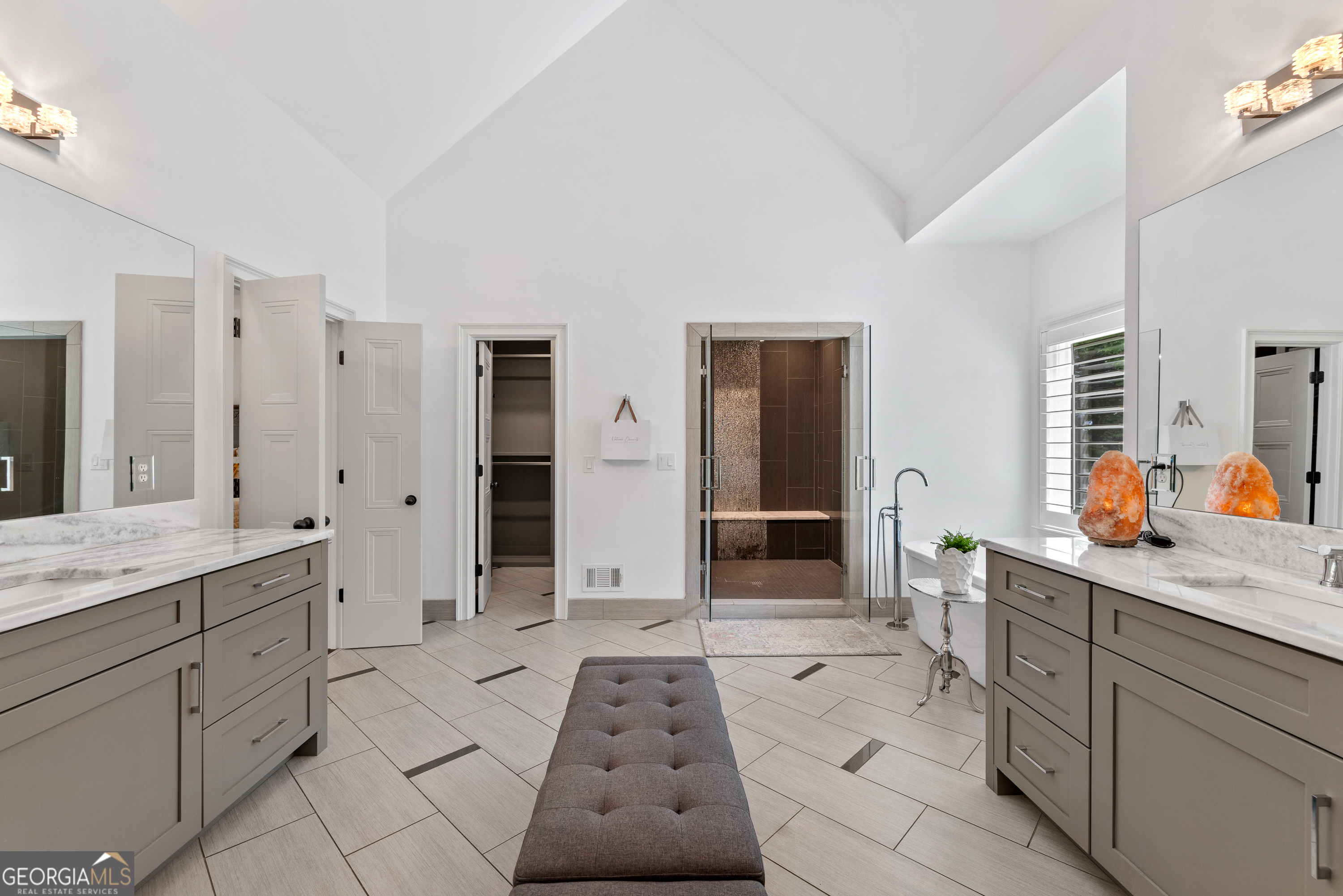 Farmbrook - Residential