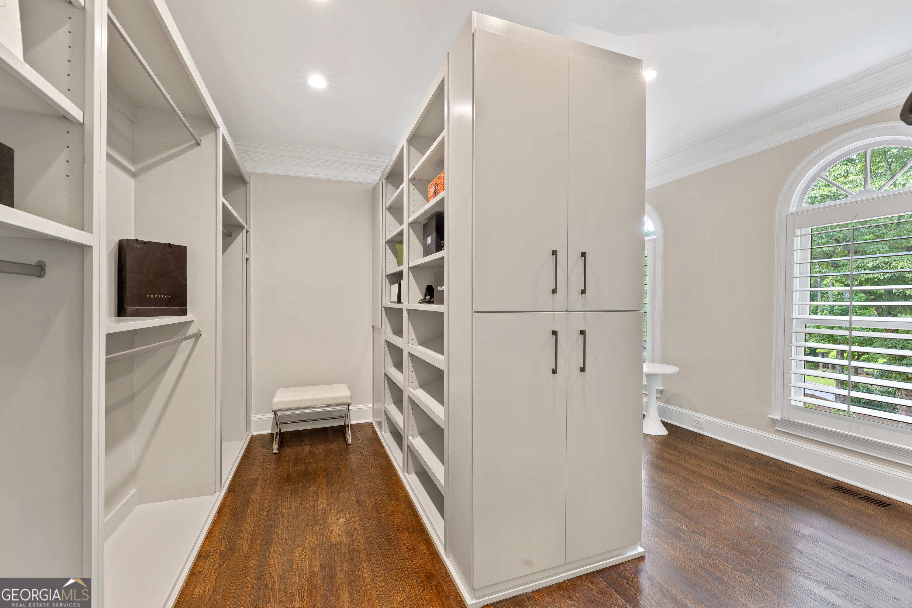 Farmbrook - Residential