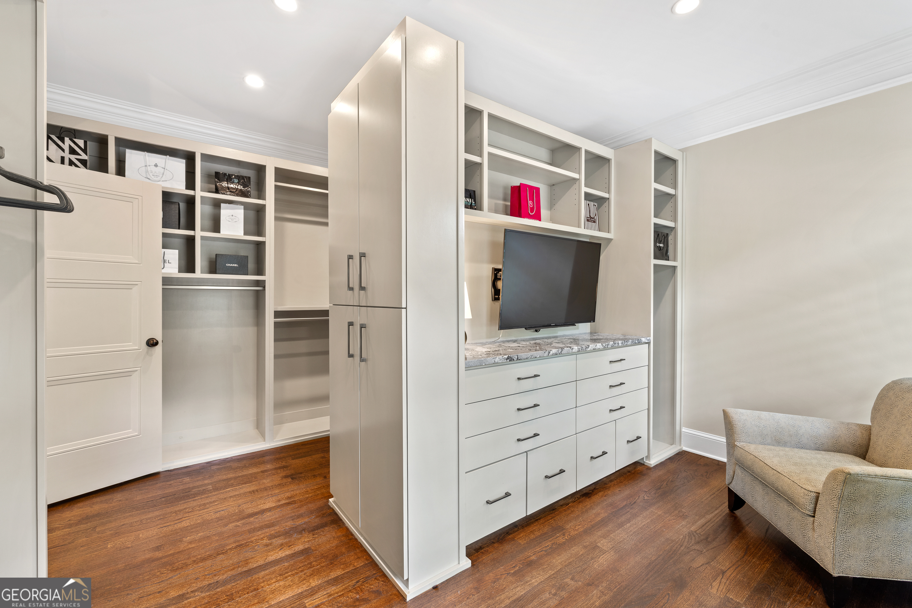 Farmbrook - Residential