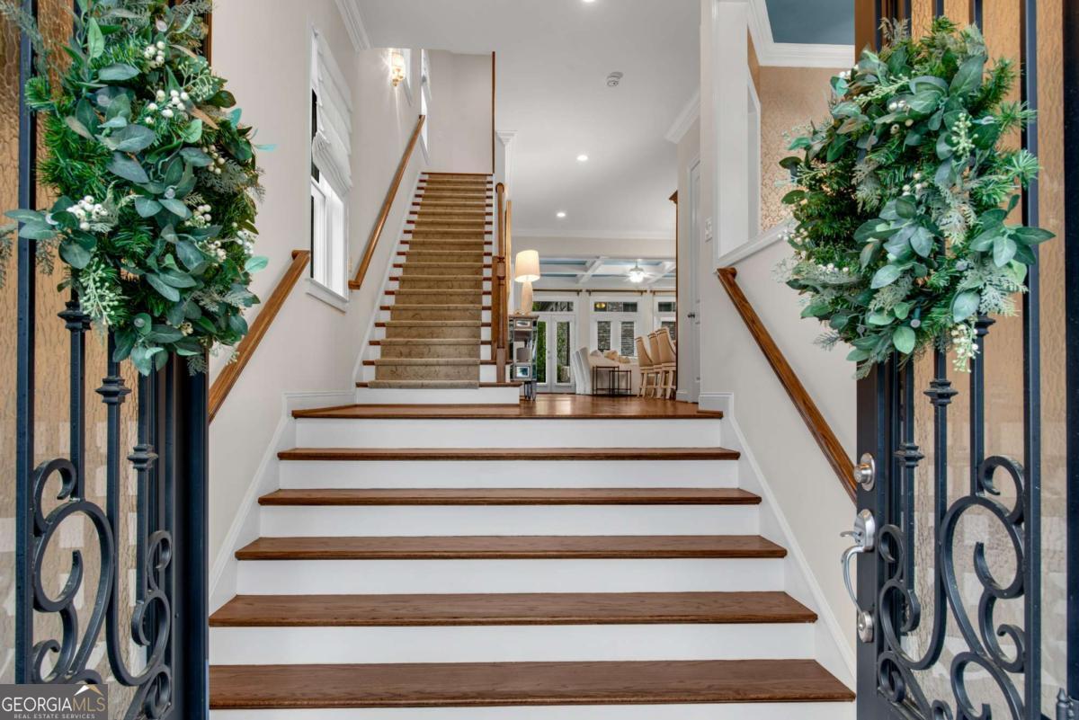 3663 Brookhaven Manor XING NE 1