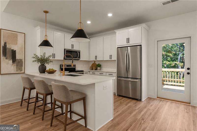 129 Morse Elm LOOP