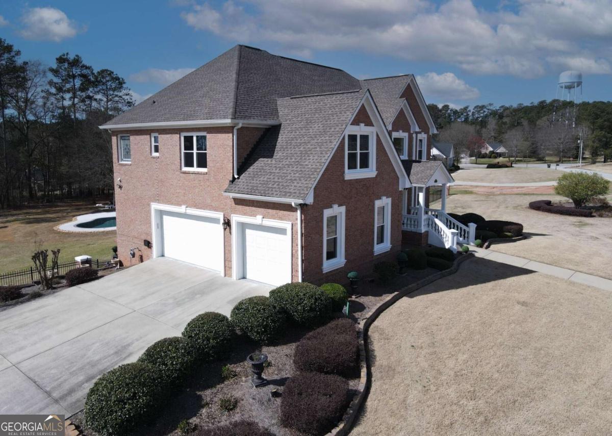 2515 Richards Walk