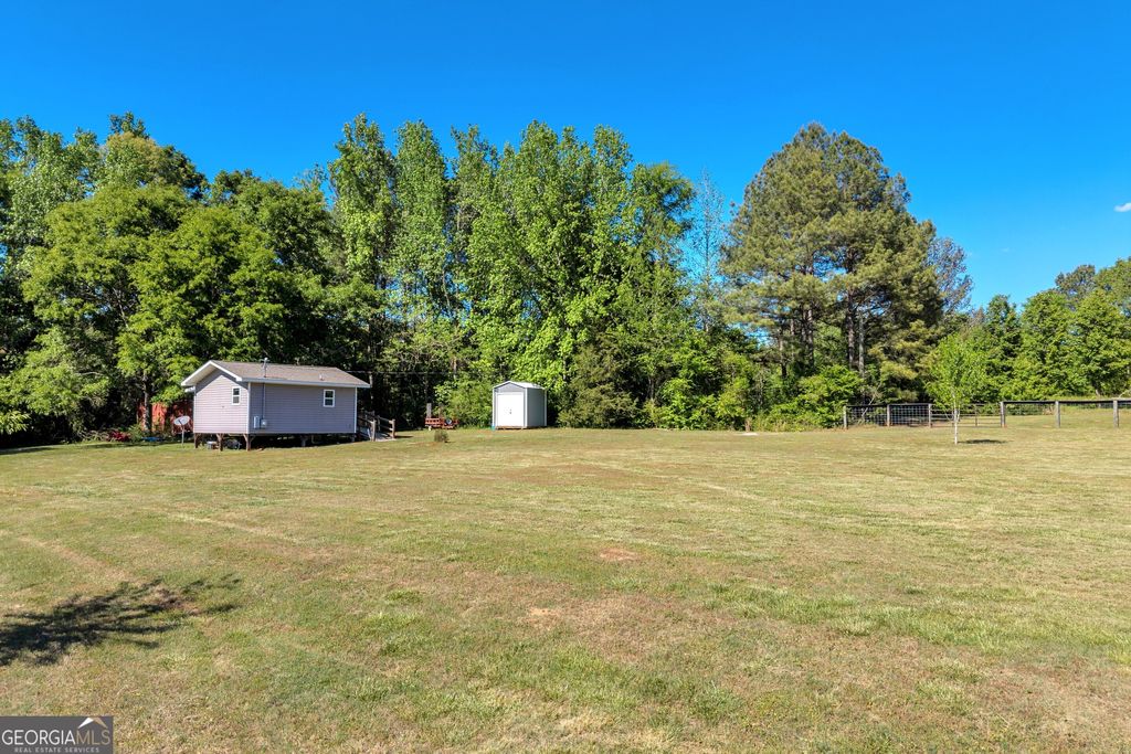 Photo of 2405 Athens Hwy, Elberton, GA 30635 (MLS # 10736243)