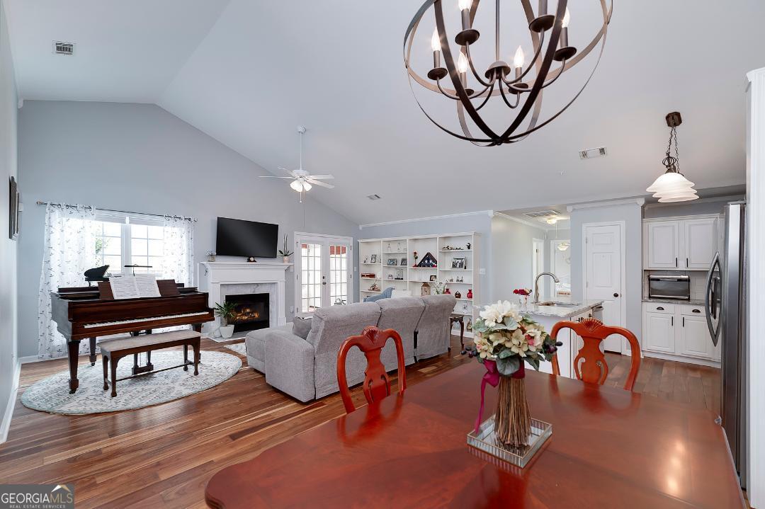 The Courtyards - Residential