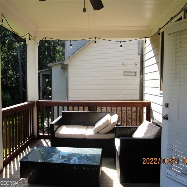 Marietta, Georgia 30066, United States, 5 Bedrooms Bedrooms, ,4 BathroomsBathrooms,Residential,Active,130711