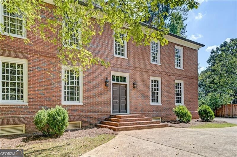 1740 Highgrove Club DR
