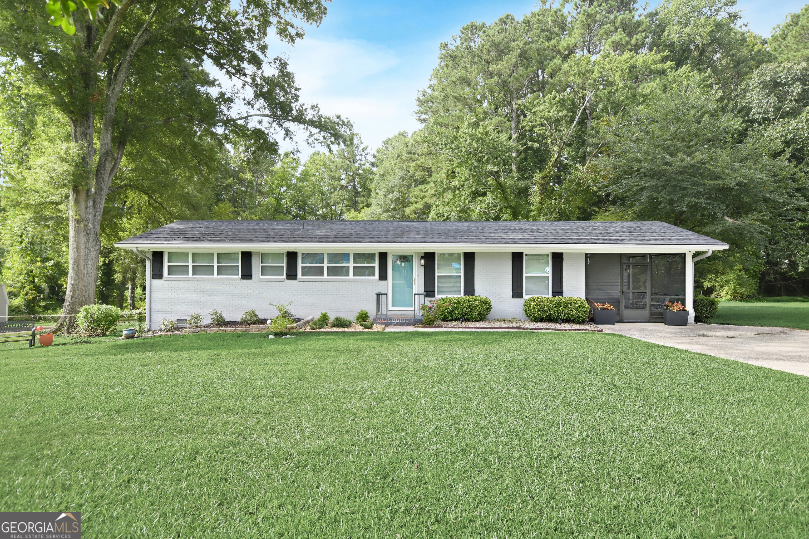 Welcome to your beautiful cute ranch home that combines modern finishes with an unbeatable location-perfect for comfortable living and entertaining and gatherings. This move in ready home features 3 bedrooms / 2 bathrooms. Gorgeous hardwood & tile flooring throughout. Bright, open eat-in kitchen featuring stainless steel appliances. Owner's suite with private bath. Sunroom that floods with natural light and large screened in recreational room for year round entertainment. From the stylish finishes to the thoughtful layout, this home was designed with comfortable in mind. You'll fall in love with the fresh renovations and the peaceful backyard escape. Don't miss out-homes like this rarely stay available for long! Schedule your showing today and make this your next rental home!