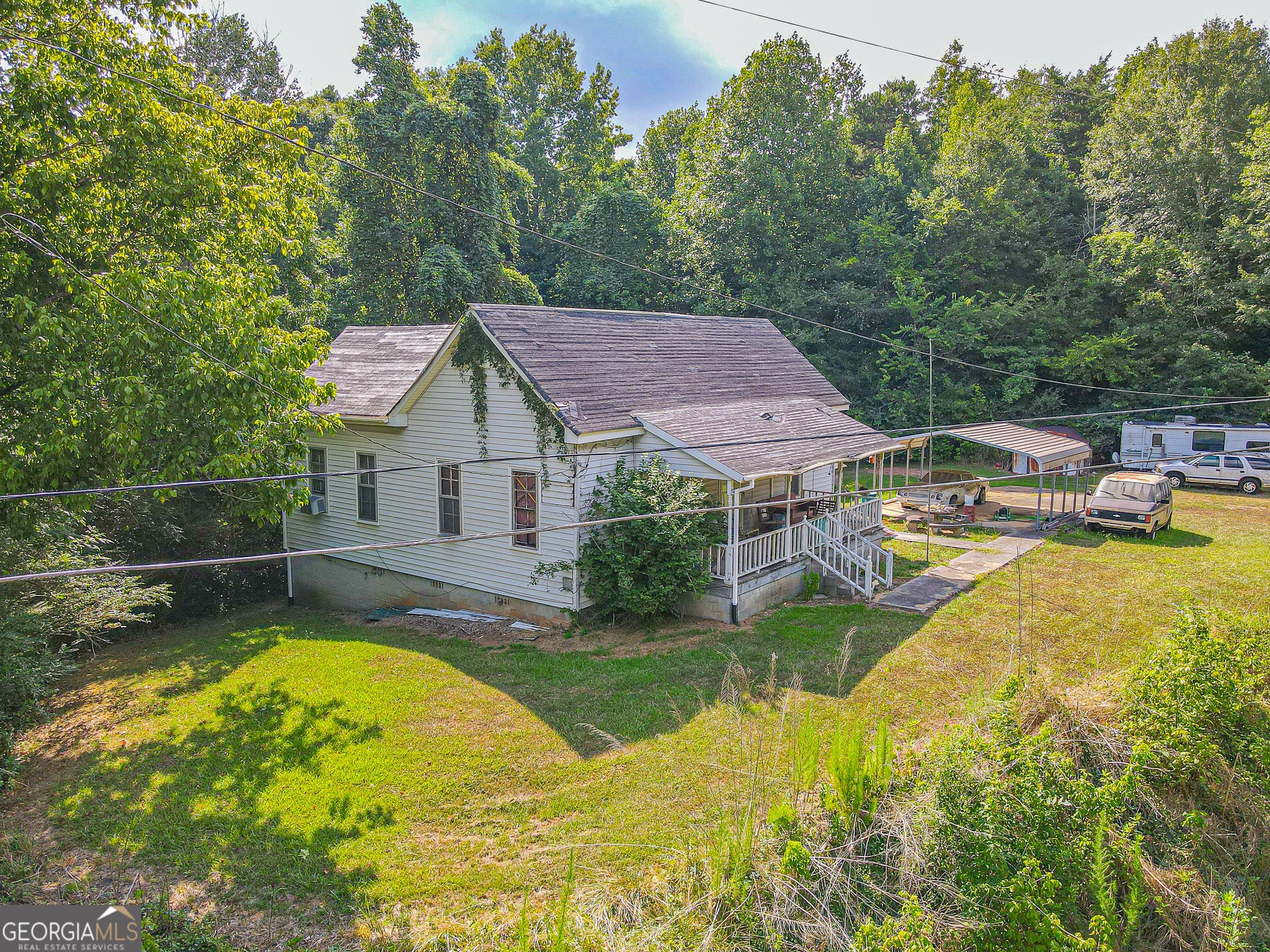 4542 E Hall RD