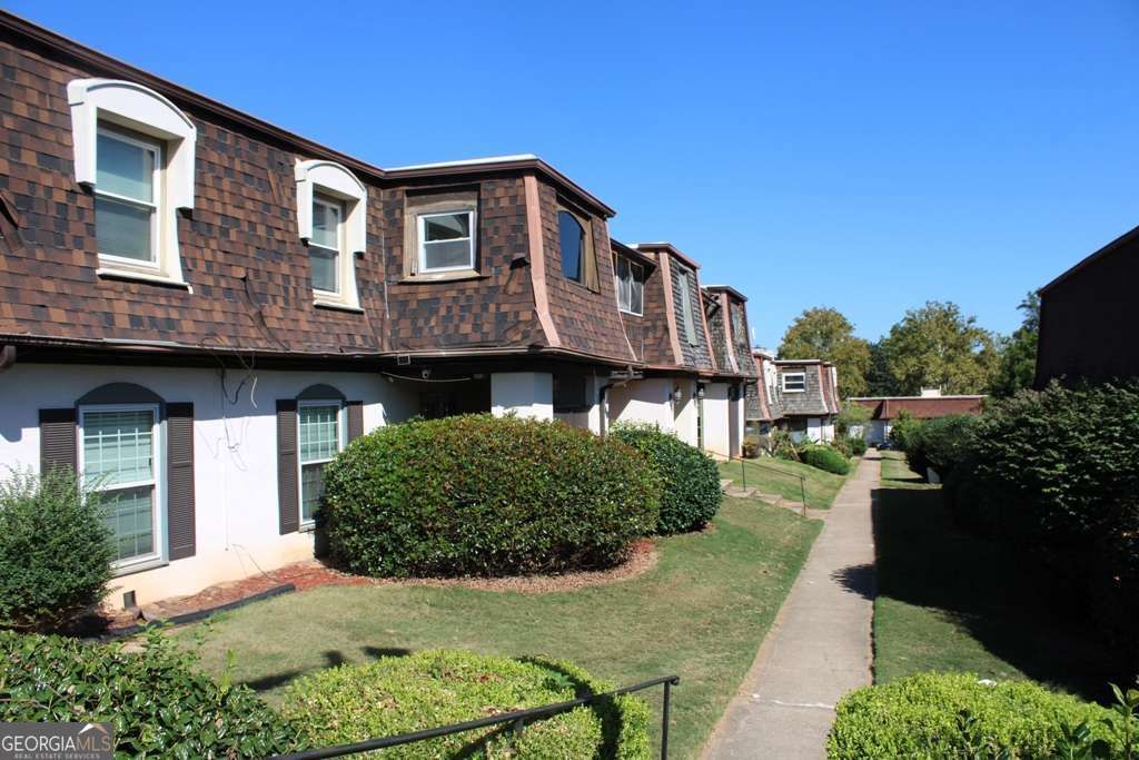 Photo of 146 Rue Fontaine, Lithonia, GA 30038 (MLS # 10618184)
