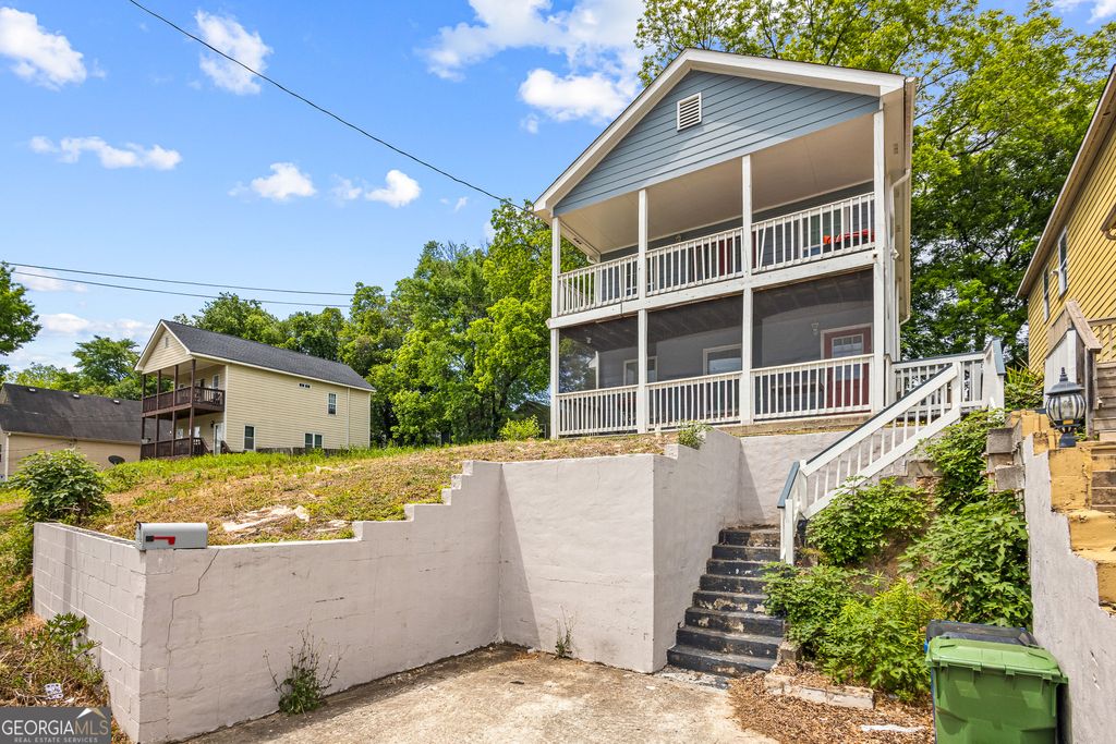 Photo of 775 Welch Street SW, Atlanta, GA 30310 (MLS # 10762406)