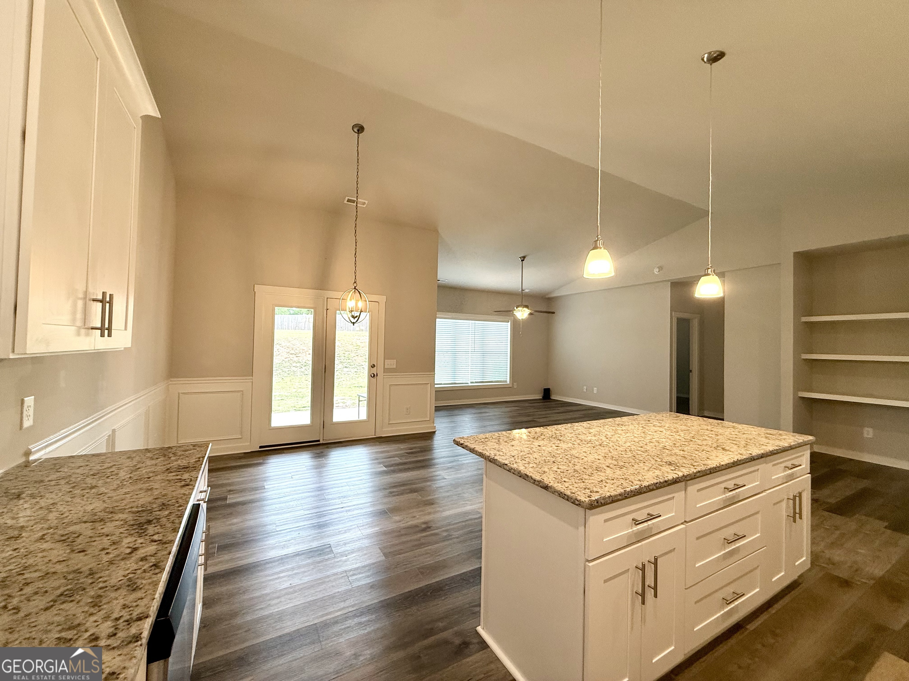 308 N Point CIR