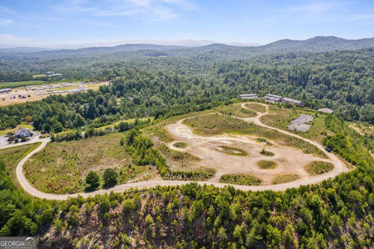12.86 AC Highlands Hill DR