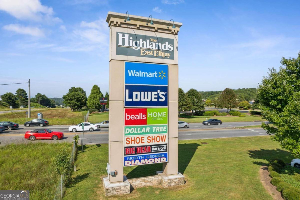 12.86 AC Highlands Hill DR
