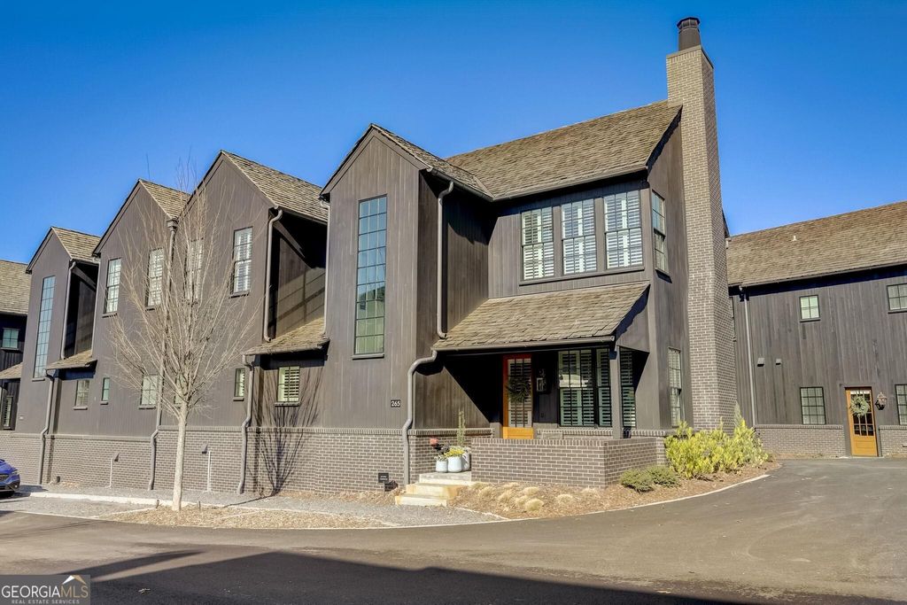 Photo of 265 2nd Street, Fayetteville, GA 30214 (MLS # 10742142)