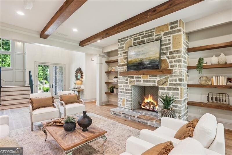 OAKTON - Residential