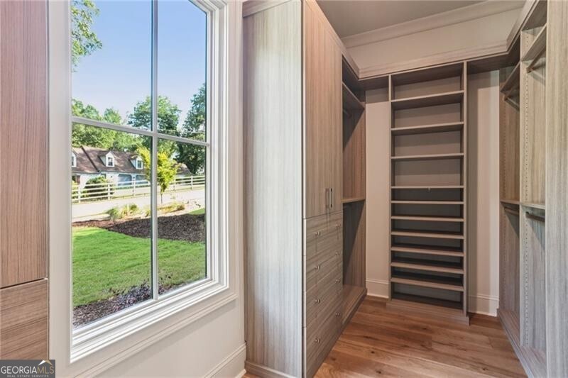 OAKTON - Residential