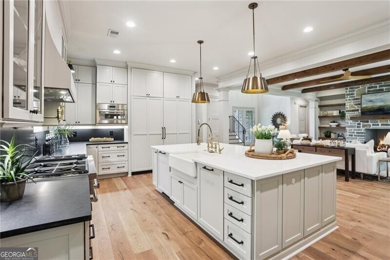 OAKTON - Residential