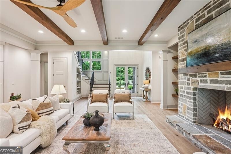OAKTON - Residential