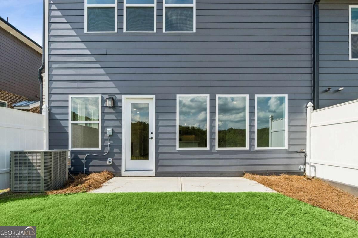 222 Redbud Road