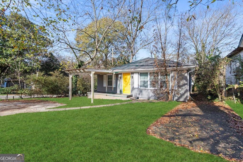 Photo of 200 Meador Way SE, Atlanta, GA 30315 (MLS # 10654991)