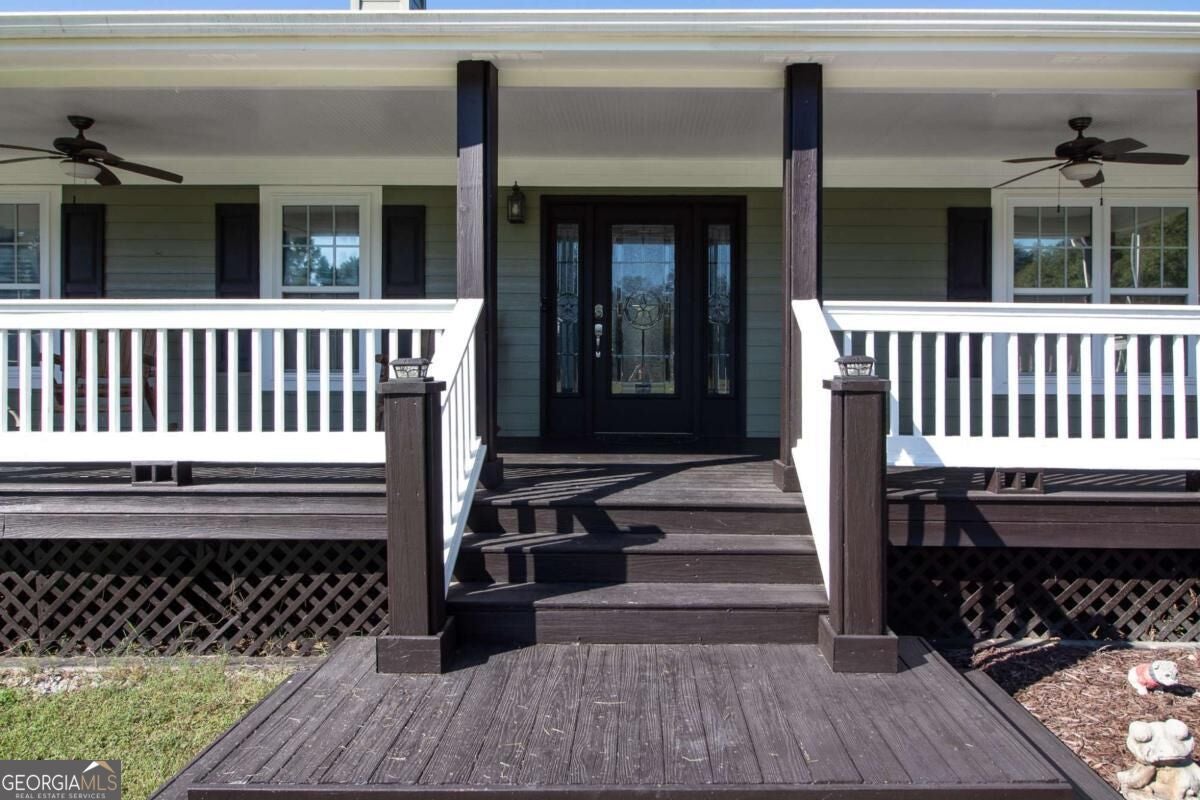 582 E County Line RD