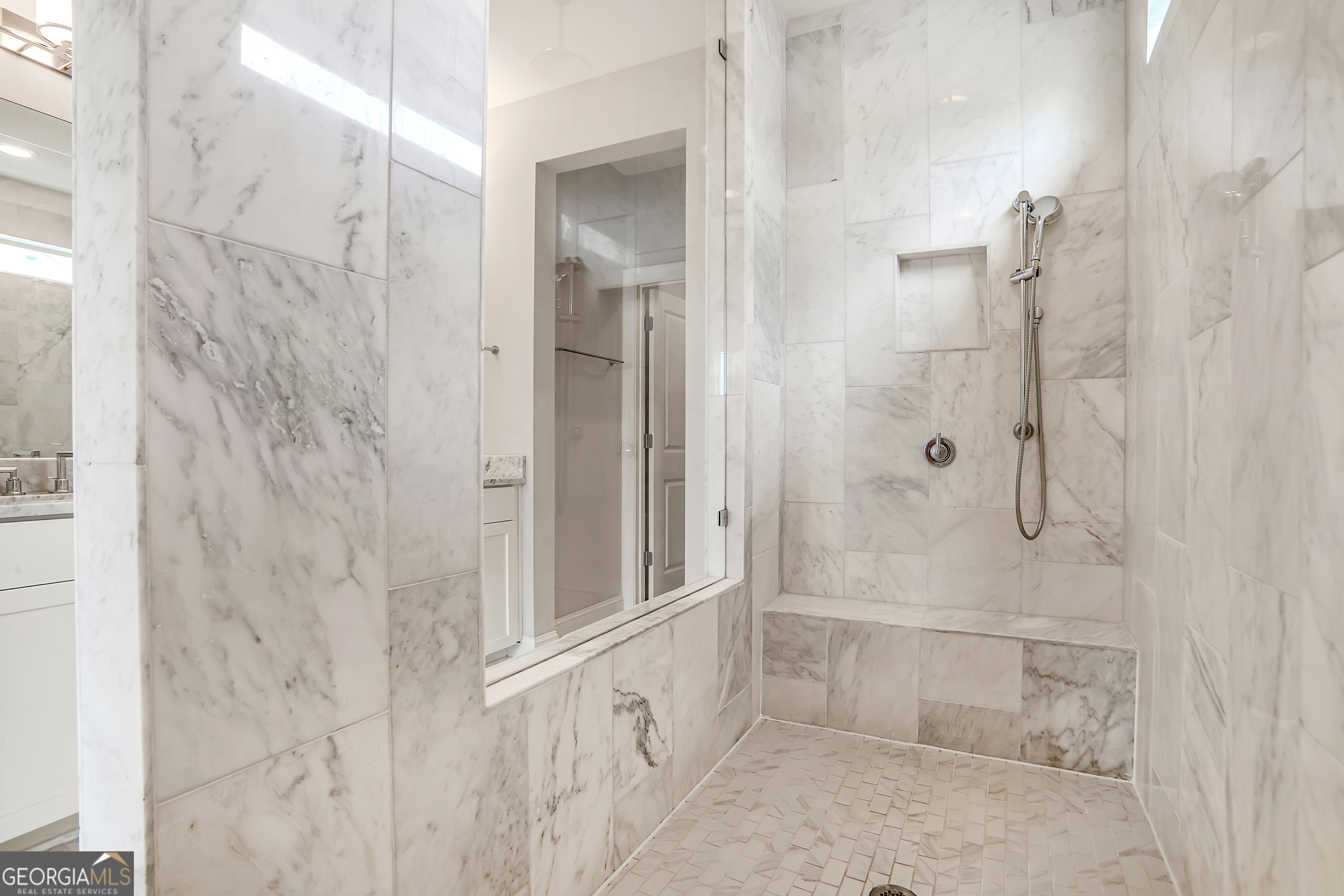 Sandy Springs, Georgia 30342, United States, 3 Bedrooms Bedrooms, ,4 BathroomsBathrooms,Residential,Active,155930