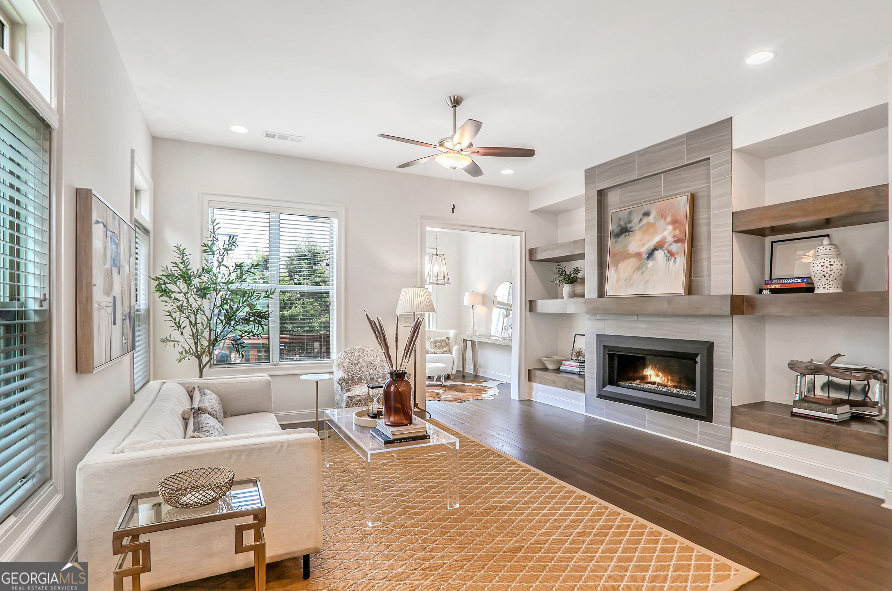 Sandy Springs, Georgia 30342, United States, 3 Bedrooms Bedrooms, ,4 BathroomsBathrooms,Residential,Active,155930