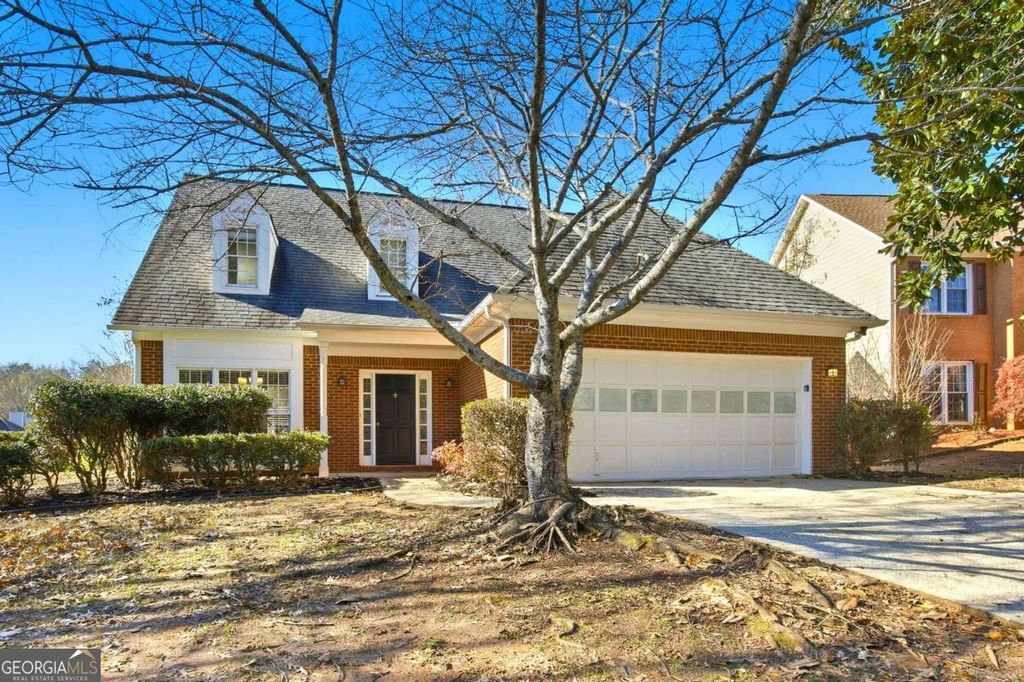 Photo of 10560 Victory Gate Drive, Alpharetta, GA 30022 (MLS # 10717764)
