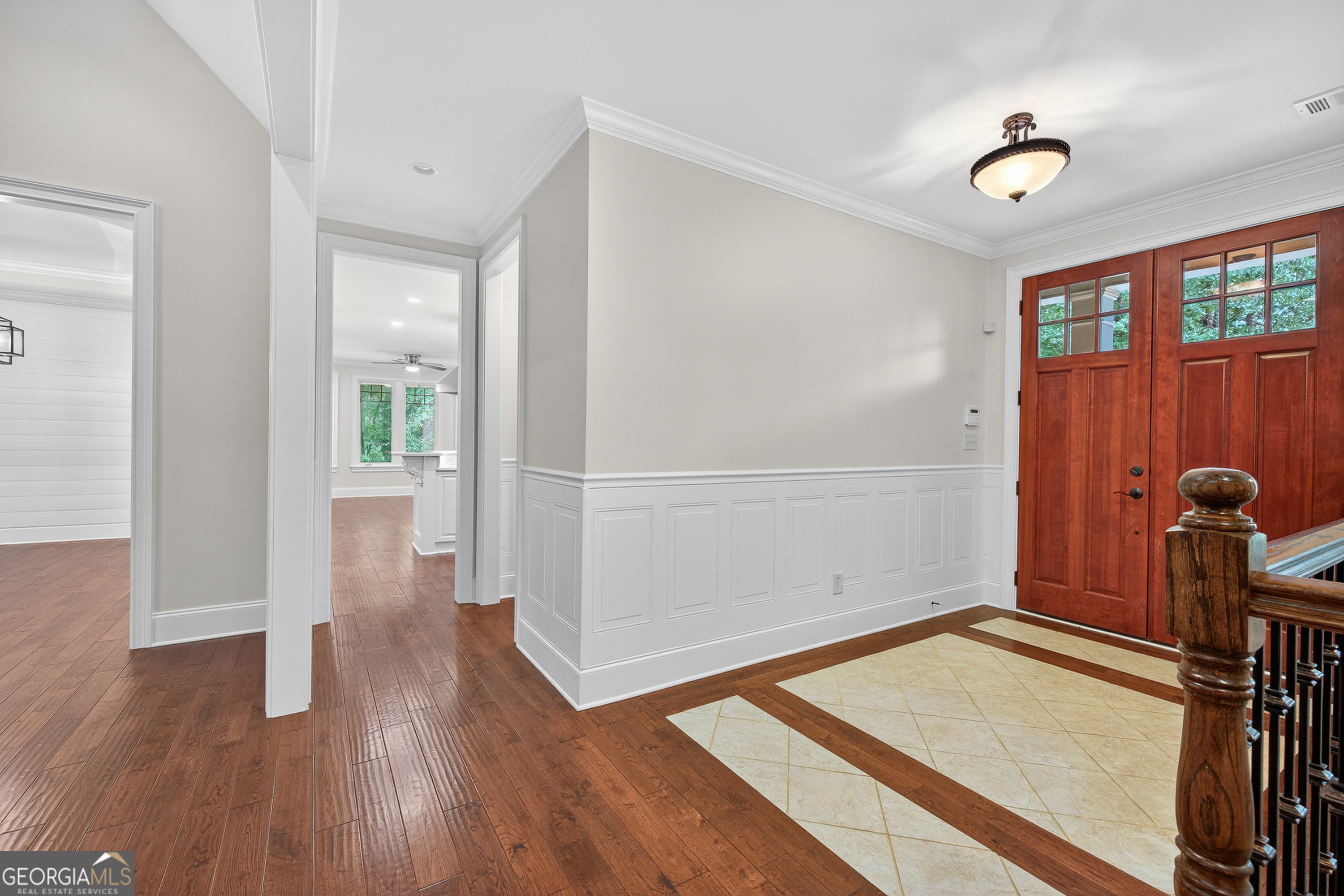 1001 Walton WAY