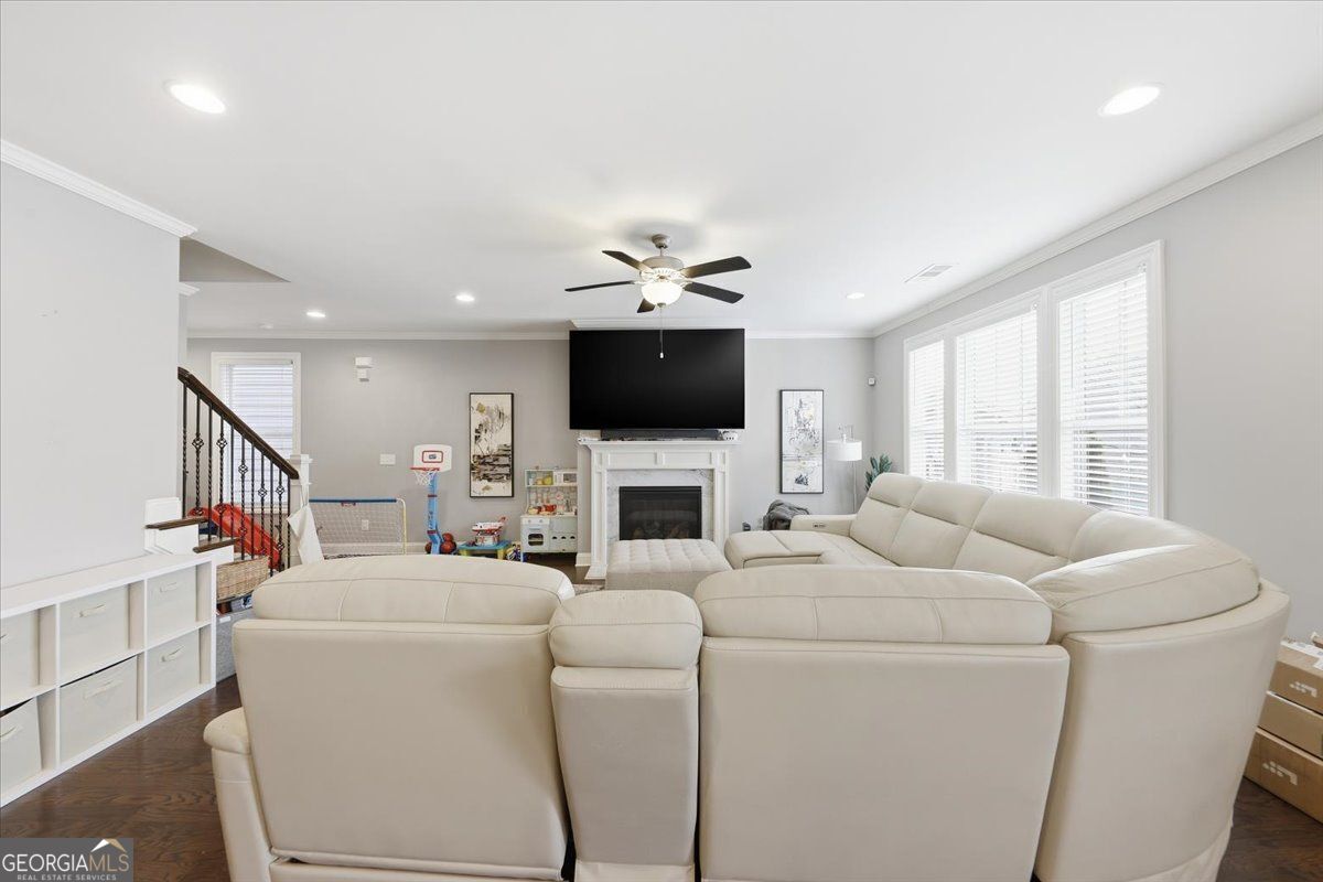 2032 Stanfield AVE NW