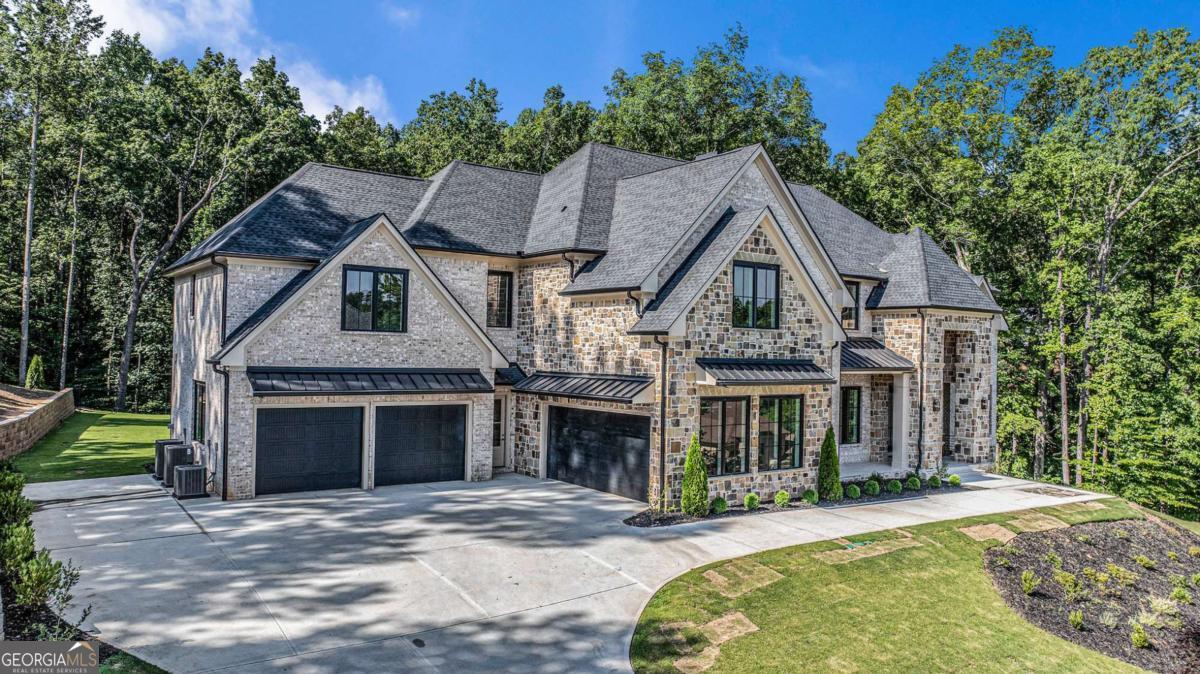 240 Traditions DR
