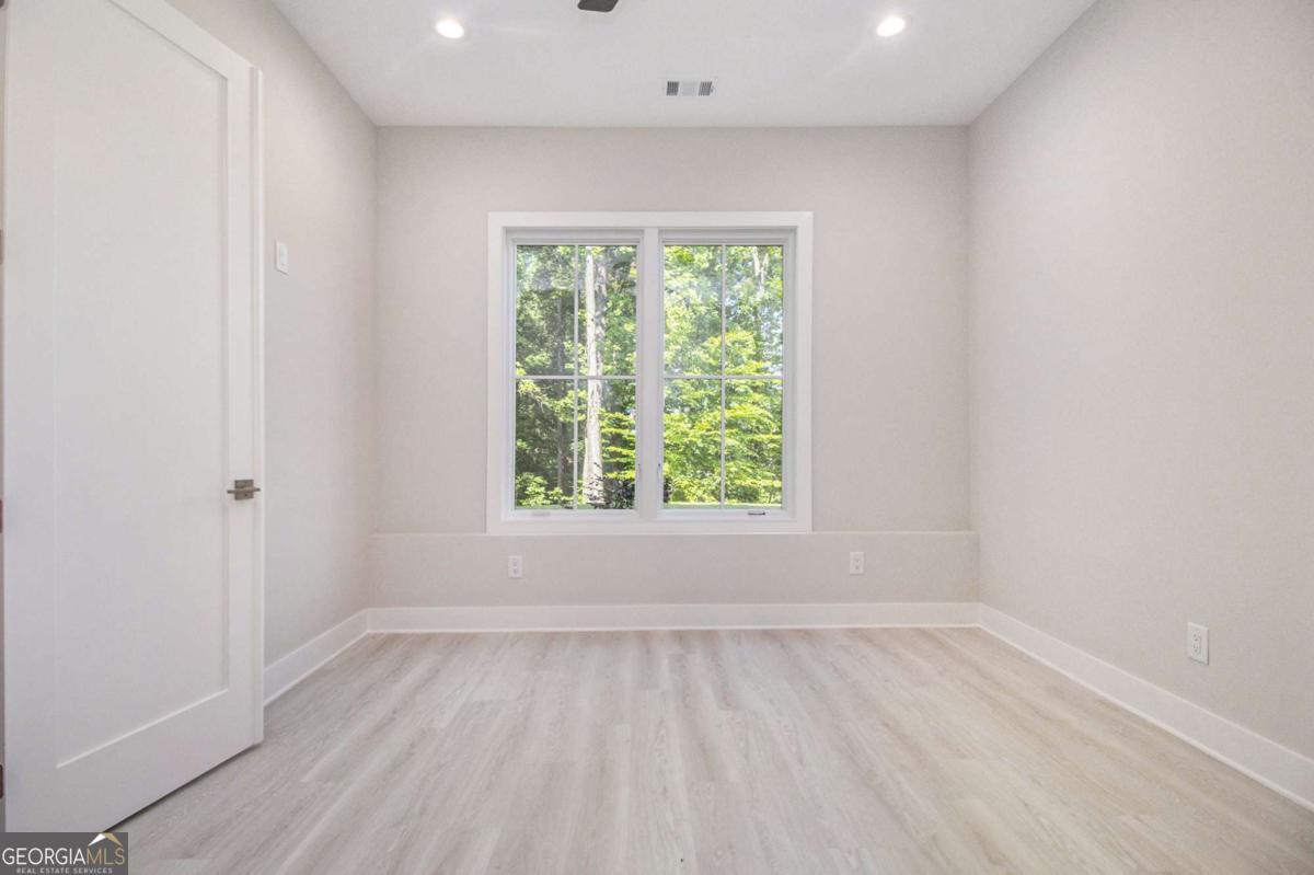 Echelon - Residential