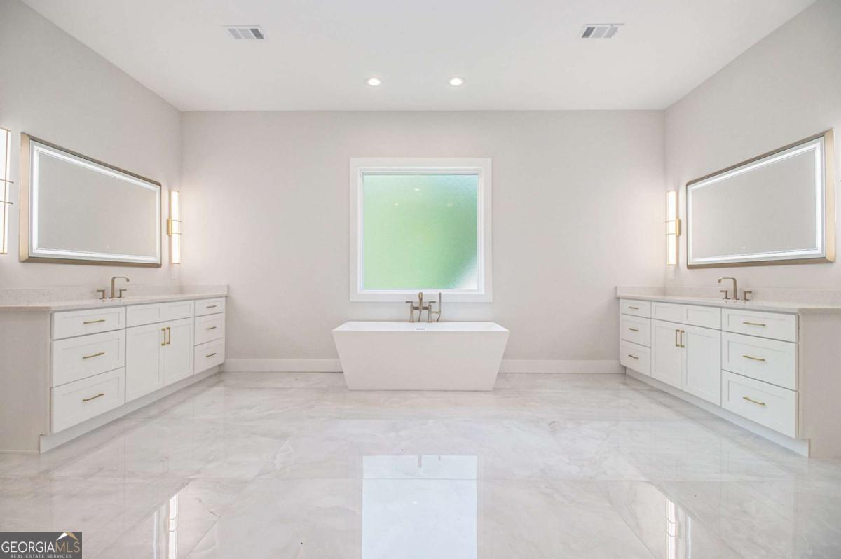 Echelon - Residential