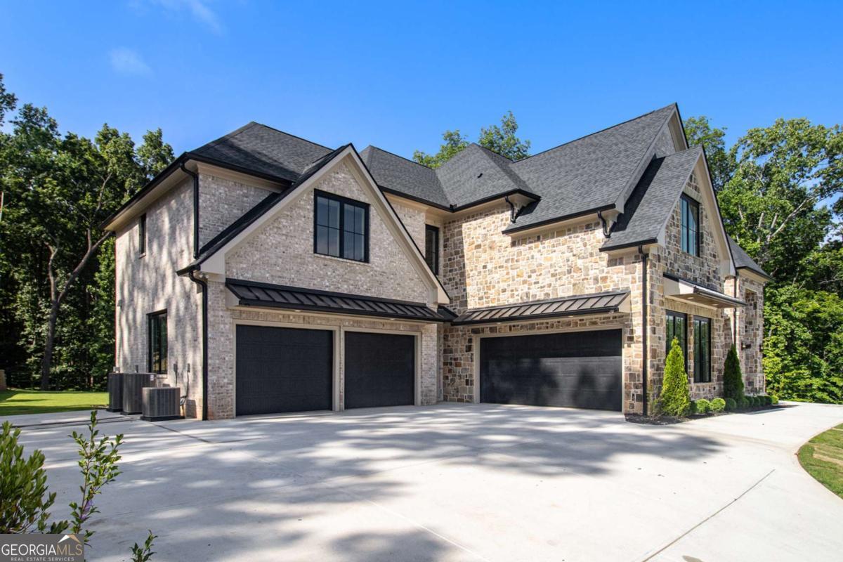 240 Traditions DR