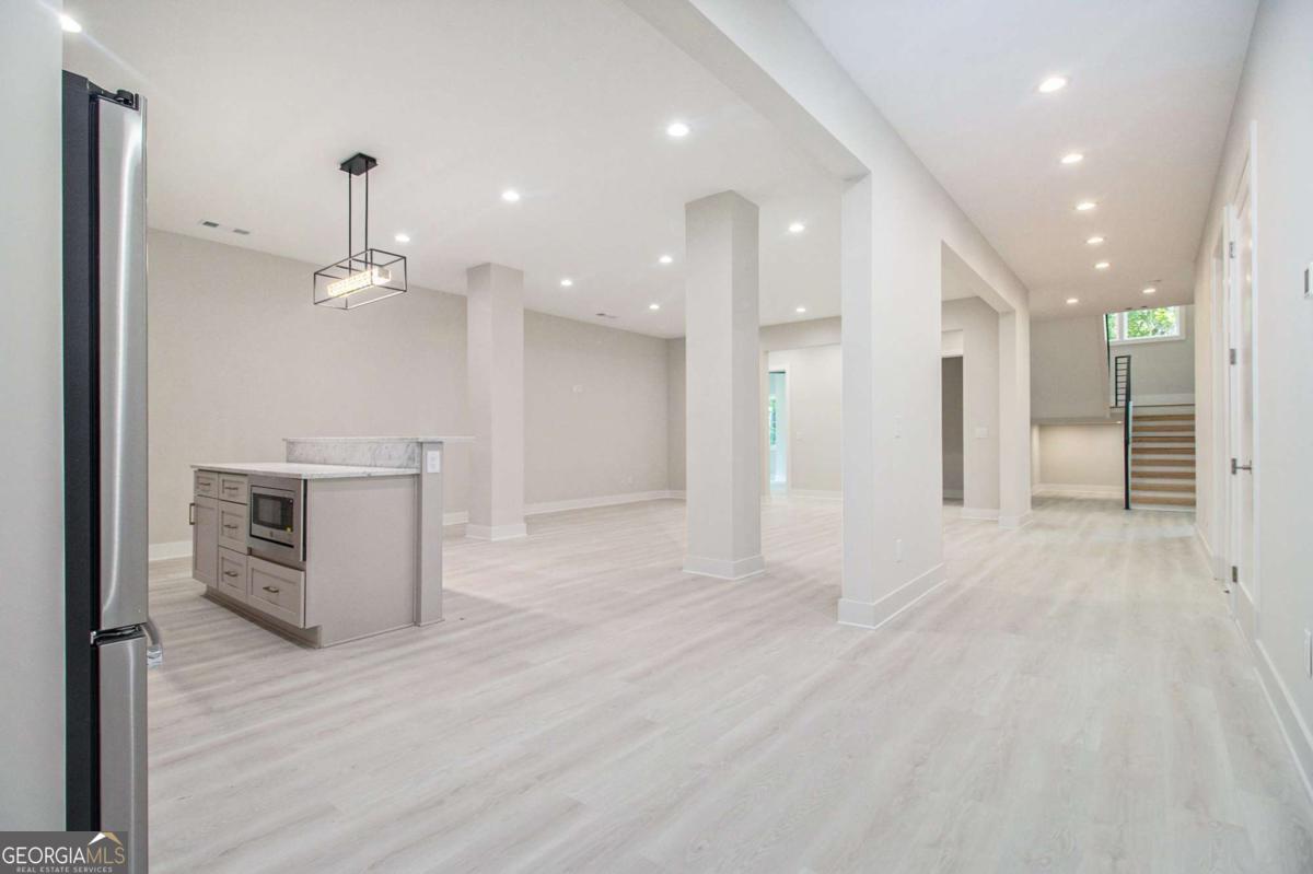 Echelon - Residential