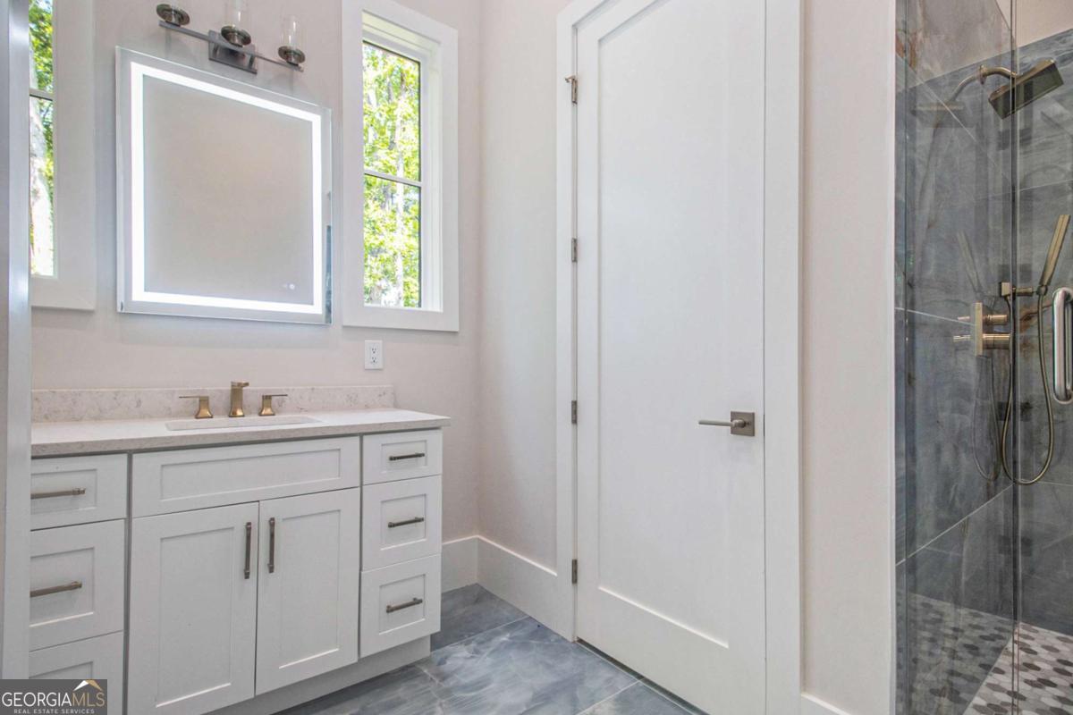 Echelon - Residential