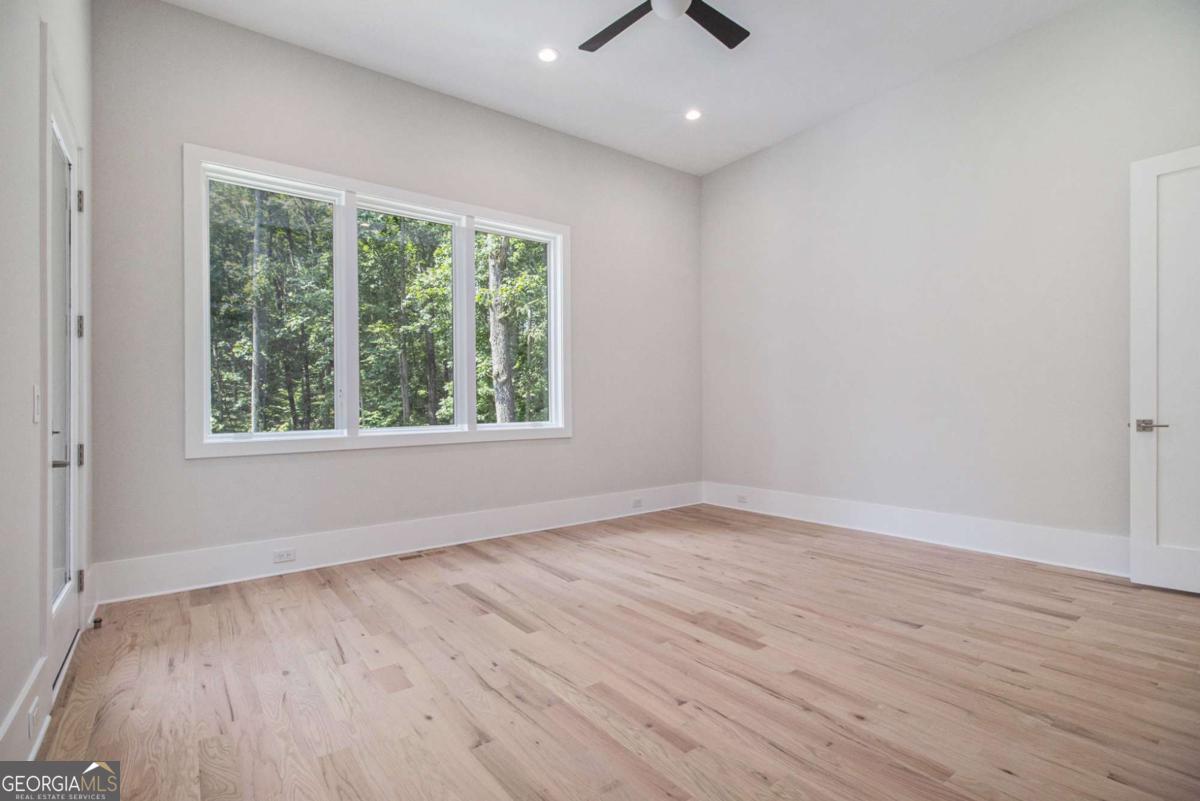 Echelon - Residential