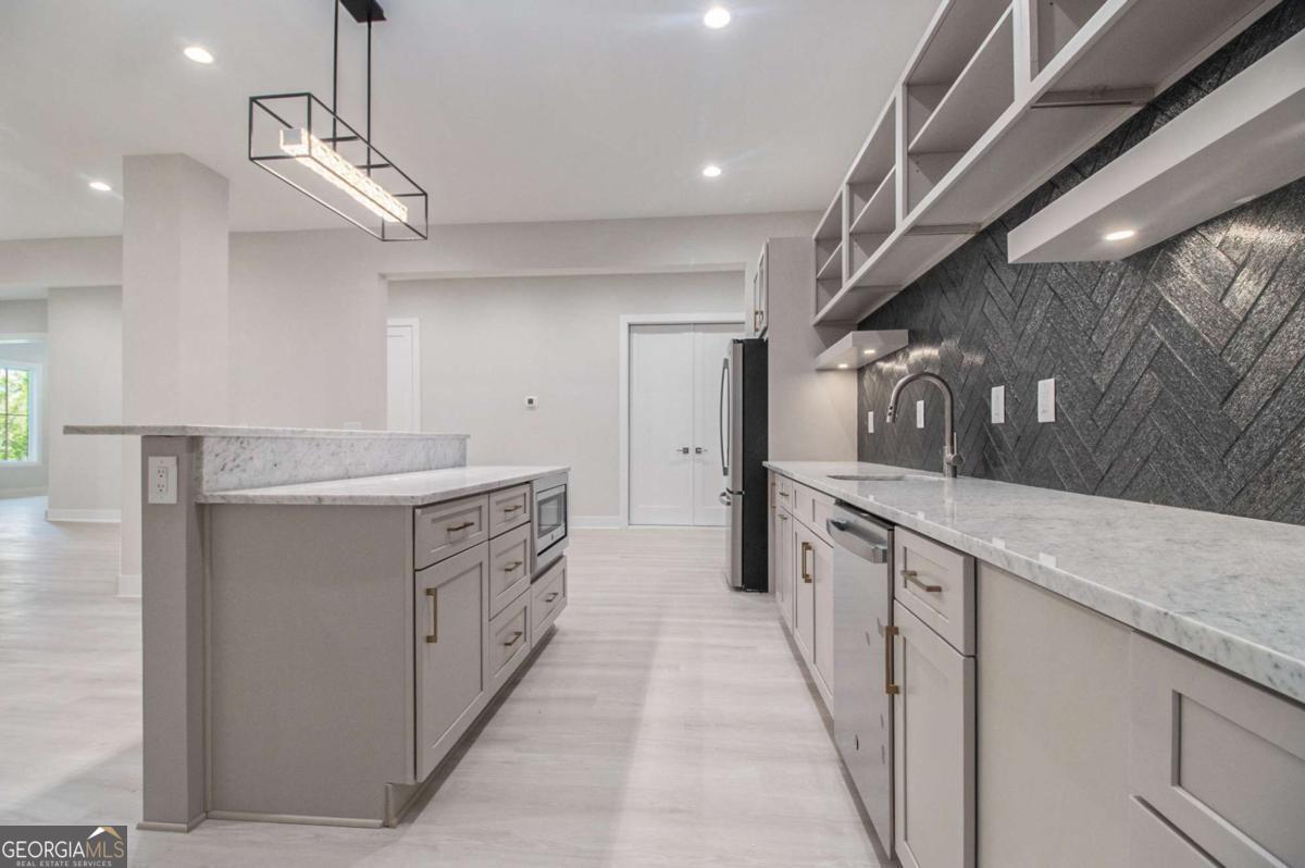 Echelon - Residential