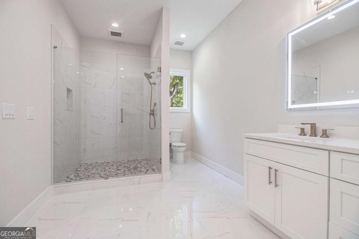 Echelon - Residential