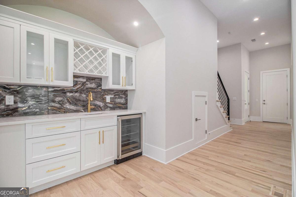 Echelon - Residential