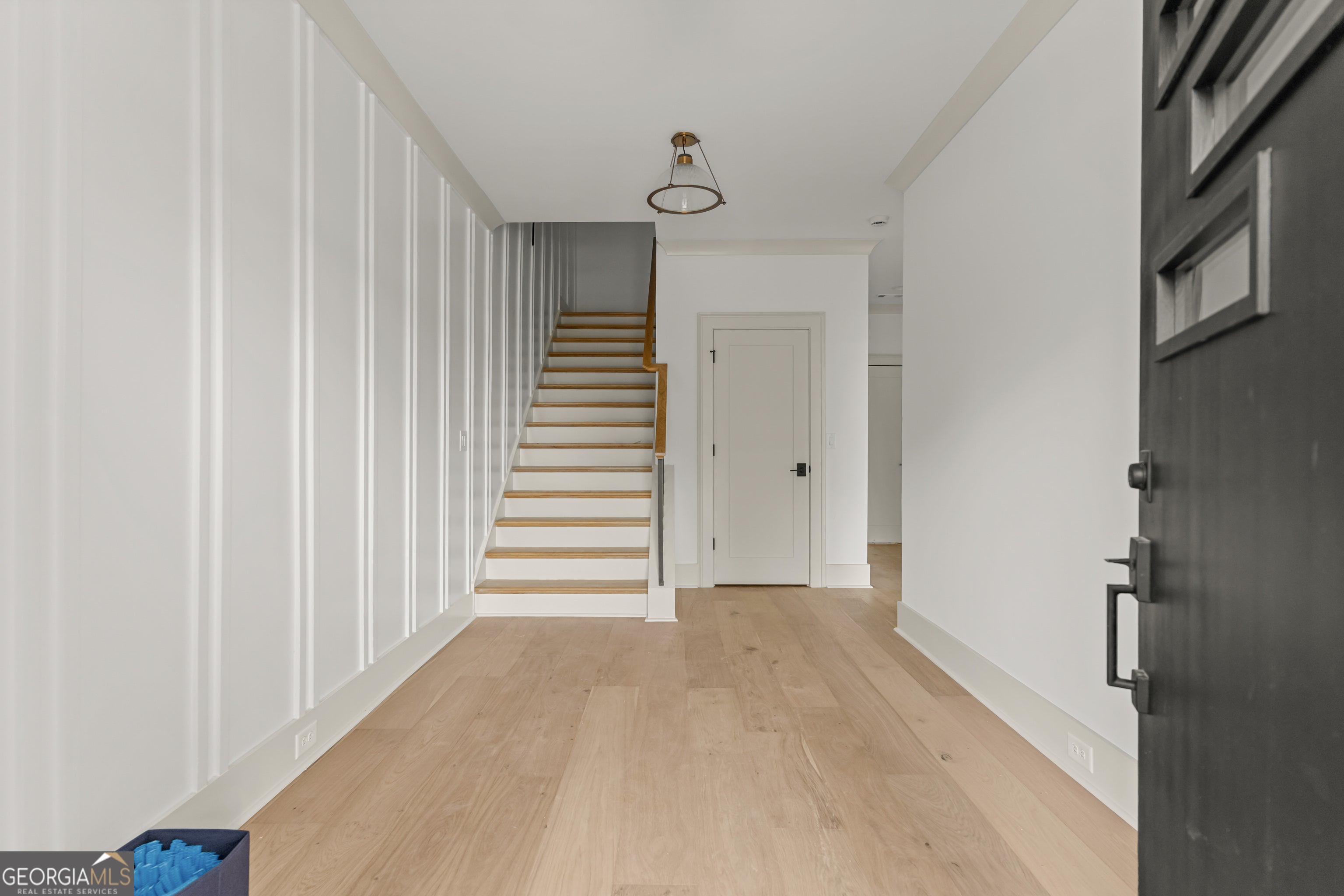 69 Vesper Grand AVE
