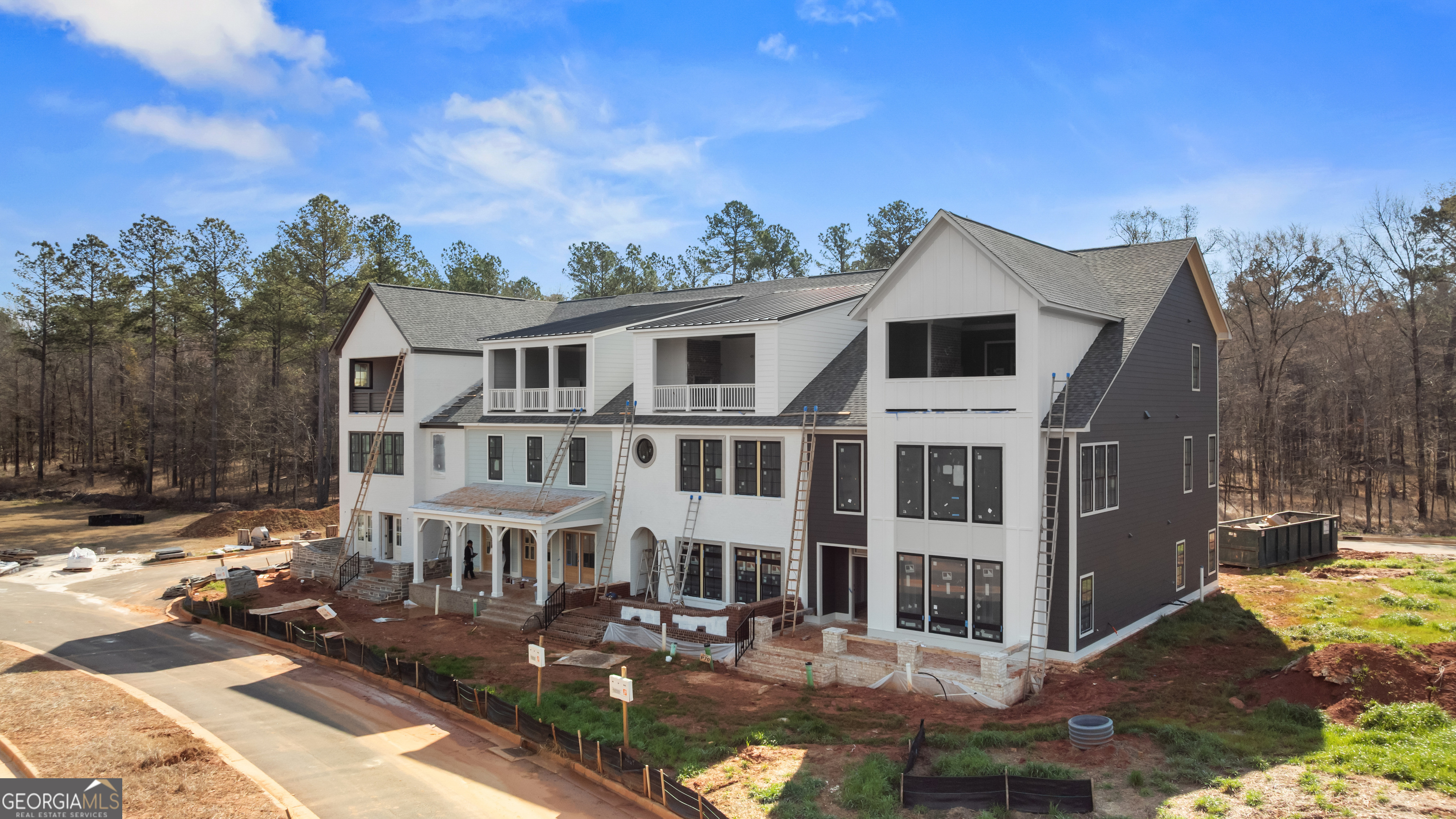 69 Vesper Grand AVE