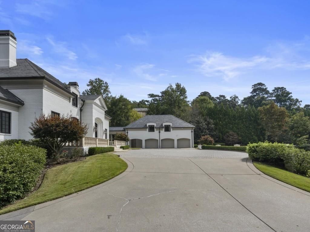 997 Davis DR