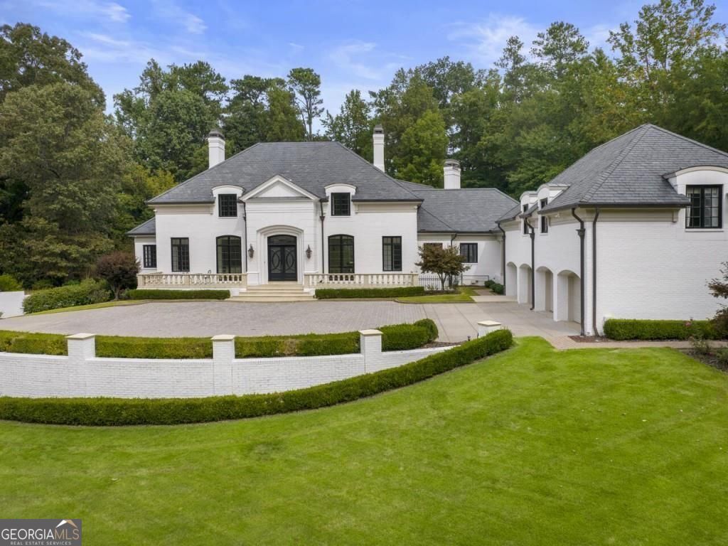 997 Davis DR