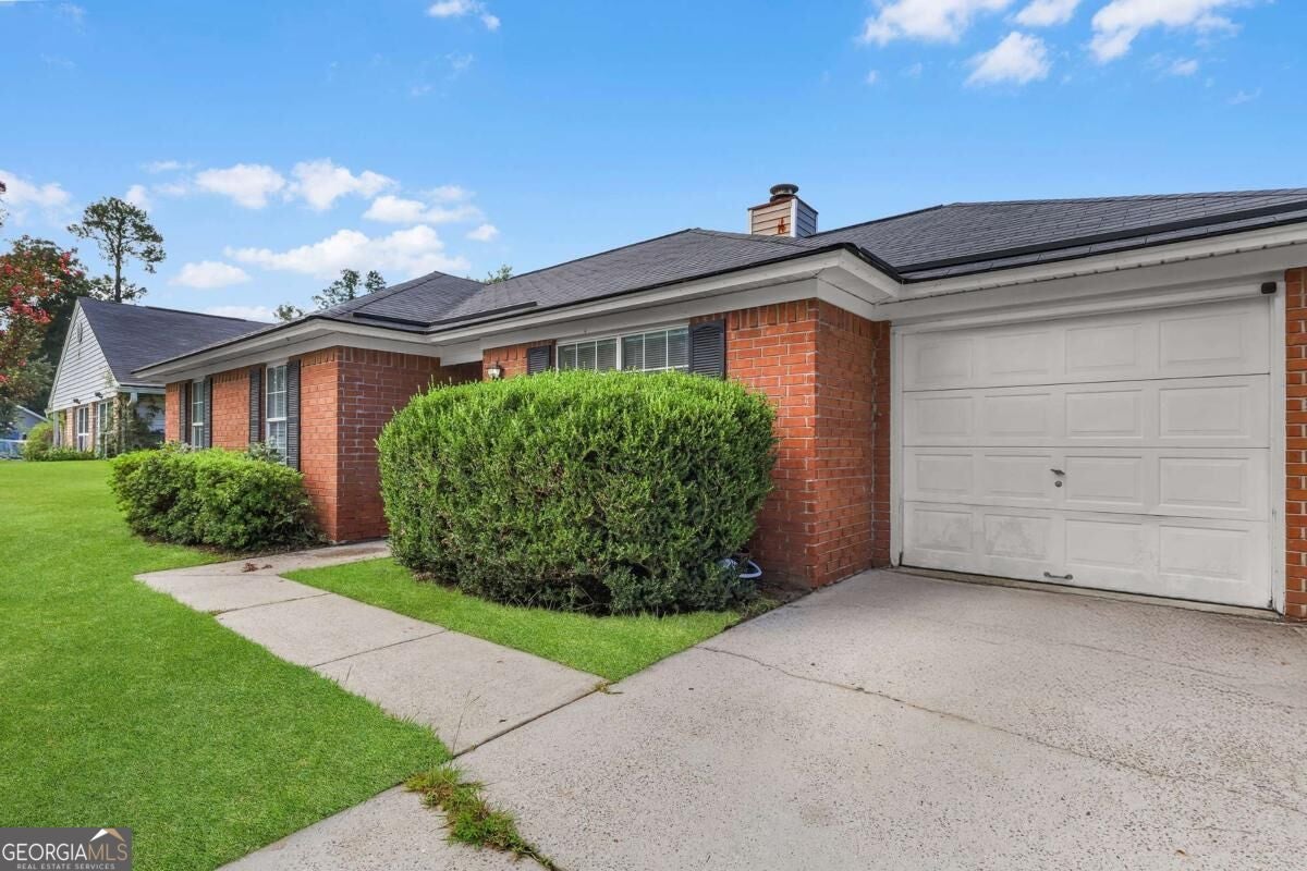 139 Little River DR