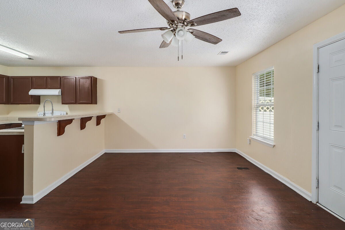 1118 Towne Park DR
