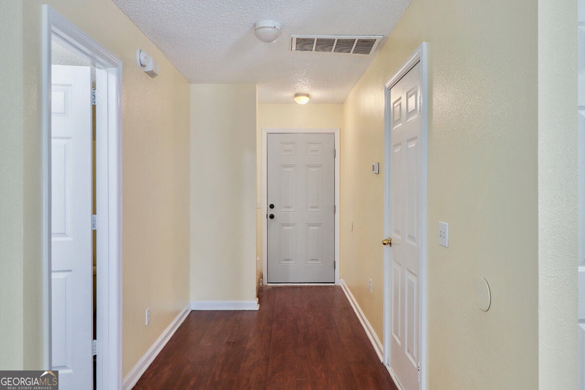 1118 Towne Park DR